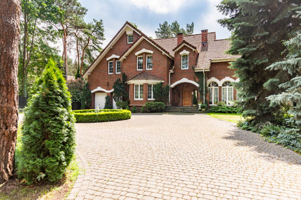 Best Local Driveway Pavers  in Hideo, UT